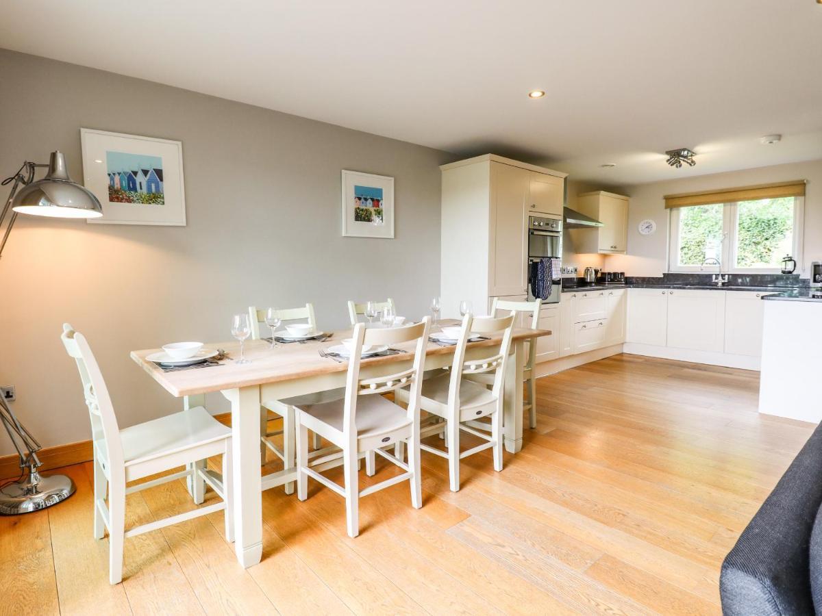 Swandown, 20 Poldon Villa Chard Buitenkant foto