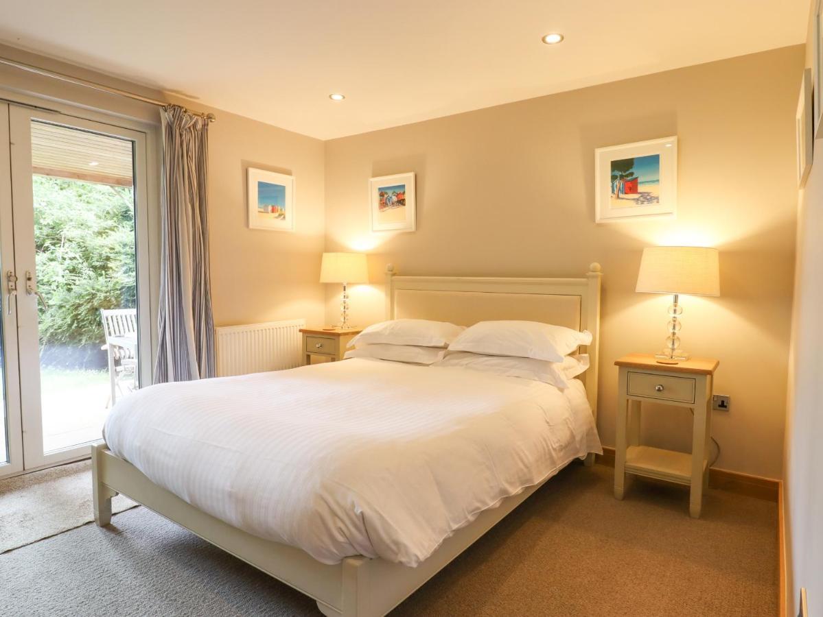 Swandown, 20 Poldon Villa Chard Buitenkant foto
